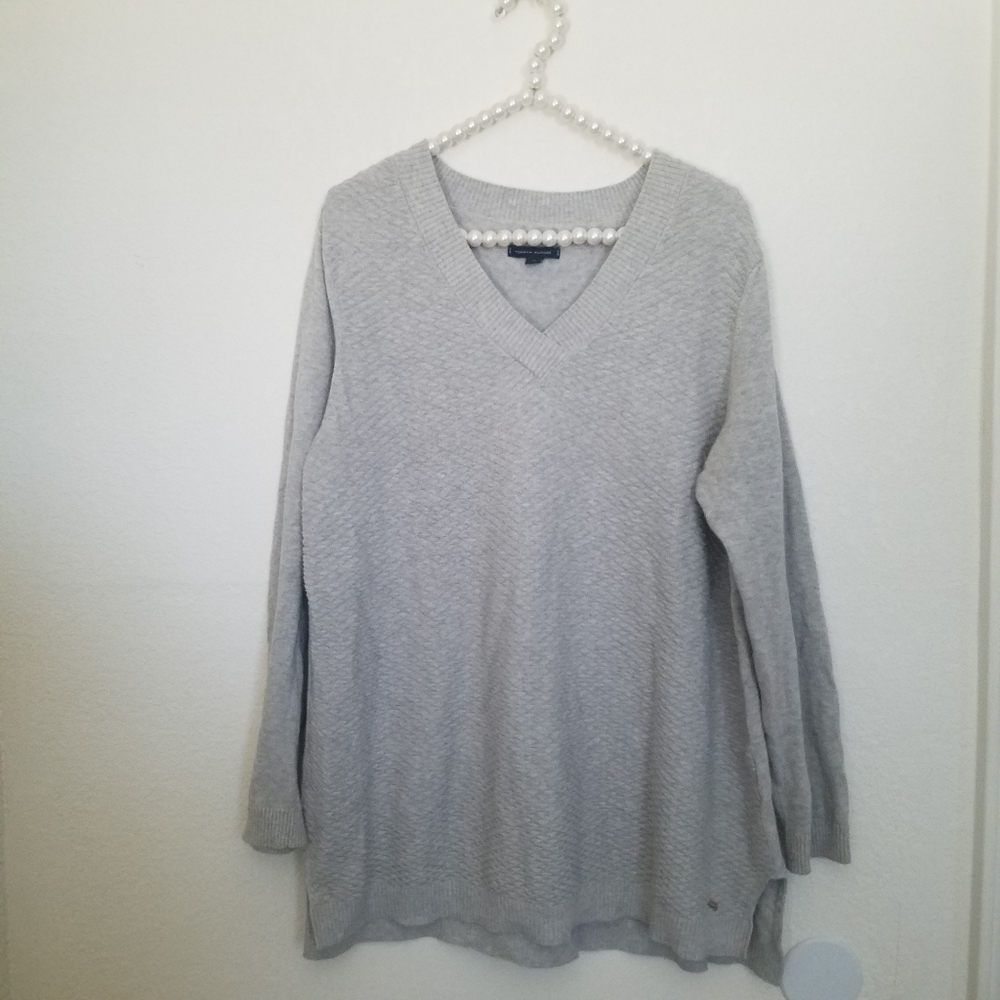 Tommy Hilfiger Grey V-Neck Lightweight Sweater